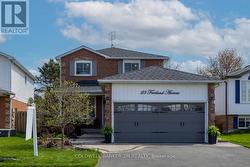 23 FREELAND AVENUE Clarington (Bowmanville), ON L1C 4R9