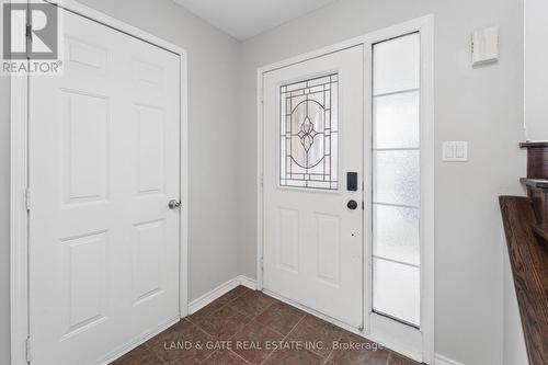 367 Concordia Court, Oshawa (Samac), ON - Indoor Photo Showing Other Room