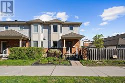 221 MONTEREY DRIVE  Ottawa, ON K2H 7B1