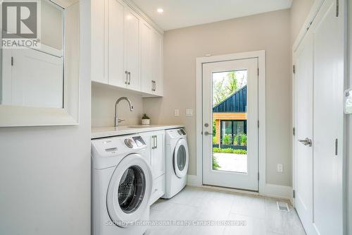 2566 5 Concession S, Clearview, ON - Indoor Photo Showing Laundry Room