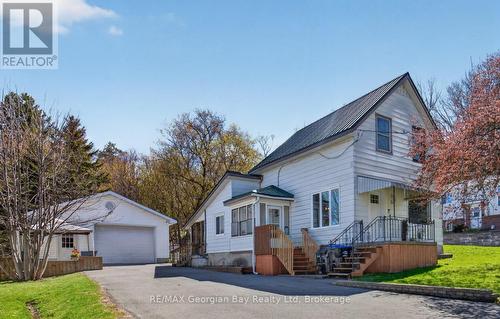 13 CENTRE STREET  Penetanguishene, ON L9M 1P1
