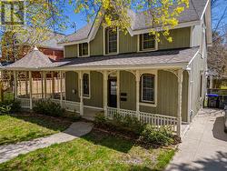 537 STE MARIE STREET Collingwood, ON L9Y 3L2