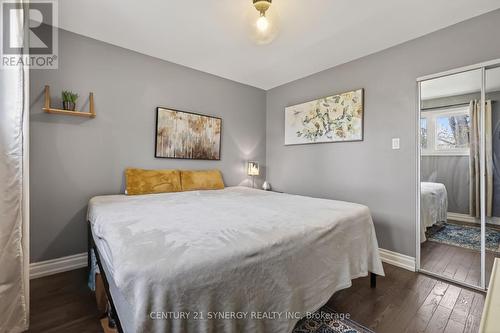 2358 Joliffe Street, Ottawa, ON - Indoor Photo Showing Bedroom
