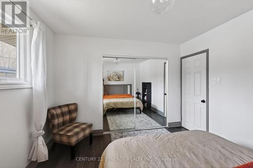 2358 Joliffe Street, Ottawa, ON - Indoor Photo Showing Bedroom