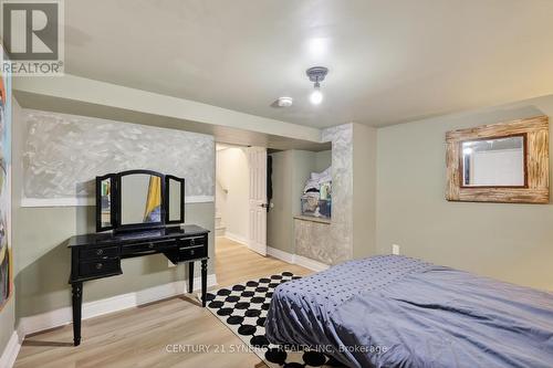 2358 Joliffe Street, Ottawa, ON - Indoor Photo Showing Bedroom