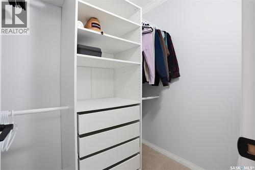 A 1014 Colony Street, Saskatoon, SK - Indoor With Storage