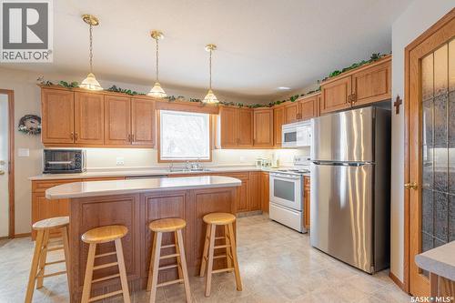 2346 Mcgregor Place, Regina, SK - Indoor Photo Showing Kitchen