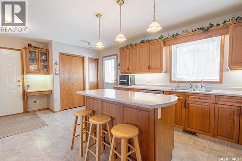 2346 Mcgregor Place, Regina, SK - Indoor Photo Showing Kitchen With Double Sink