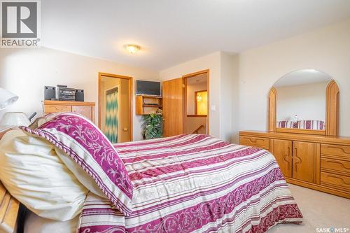 2346 Mcgregor Place, Regina, SK - Indoor Photo Showing Bedroom
