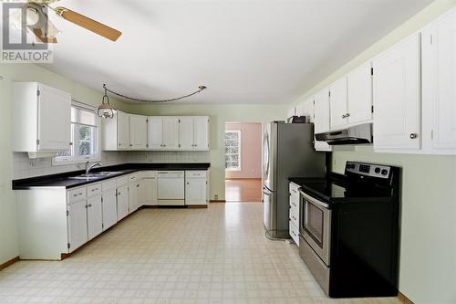 4562 Second Lin W, Prince Township, ON - Indoor Photo Showing Kitchen With Double Sink