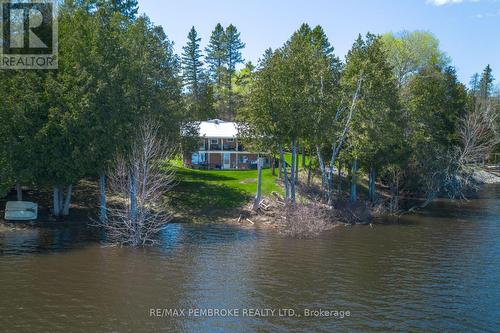 714 LACROIX BAY ROAD  Whitewater Region, ON K0J 2L0