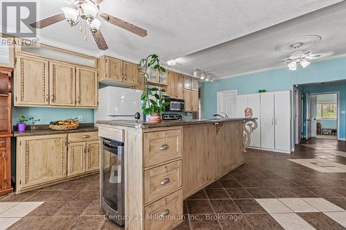 117 Kiowana Beach Road, Meaford, ON - Indoor Photo Showing Kitchen