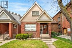 153 GAGE Avenue N Hamilton, ON L8L 7A3