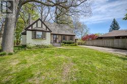 5524 WOODLAND BOULEVARD Niagara Falls (Hospital), ON L2G 5K5