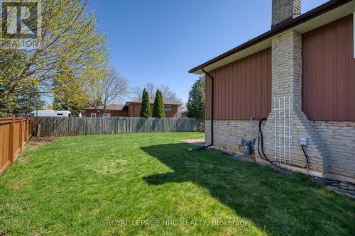 8 Kerwin Gate, St. Catharines (Lakeport), ON - Outdoor