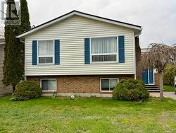 16 DUNN STREET Kawartha Lakes (Bobcaygeon), ON K0M 1A0