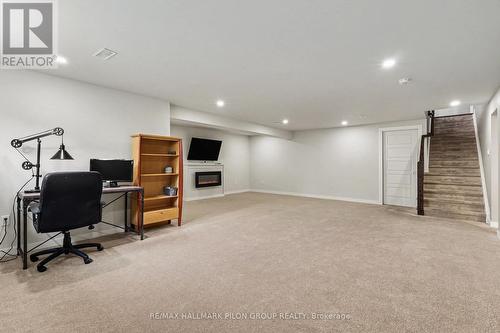 819 Tewin Circle, Ottawa, ON - Indoor