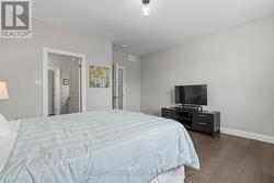 Primary Bedroom - 