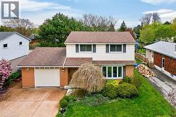 167 DARLINGTON Drive  Hamilton, ON L9C 2M4