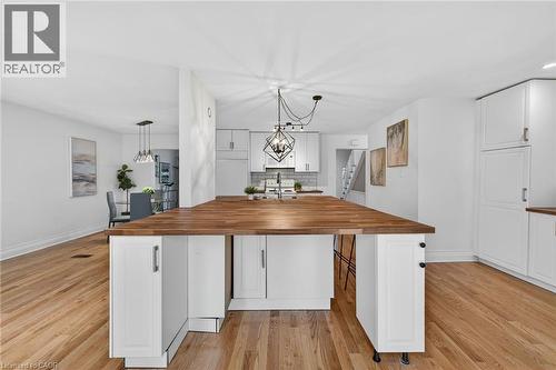 167 Darlington Drive, Hamilton, ON - Indoor Photo Showing Kitchen