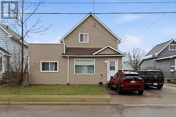 145 Wallace TER Sault Ste. Marie, ON P6C 1K2
