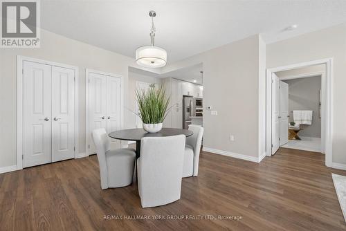 402 - 460 William Graham Drive, Aurora, ON 