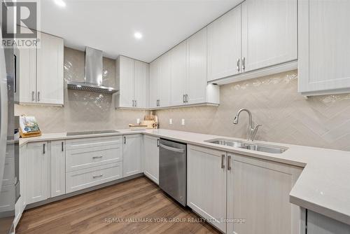 402 - 460 William Graham Drive, Aurora, ON 