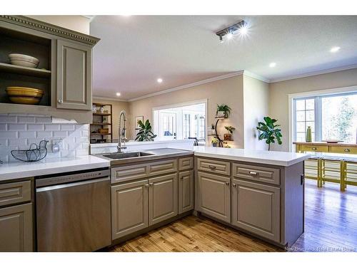 90 Maclean Crt, Fredericton, NB 