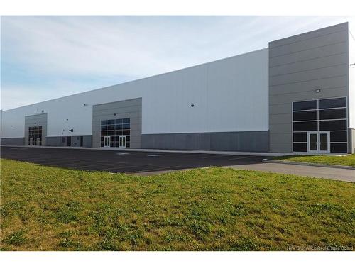 1245 De L'Aviation Ave, Dieppe, NB 