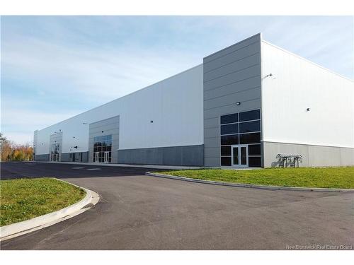 1245 De L'Aviation Ave, Dieppe, NB 