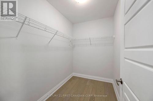 313 - 1560 Upper West Avenue, London South (South B), ON - Indoor With Storage