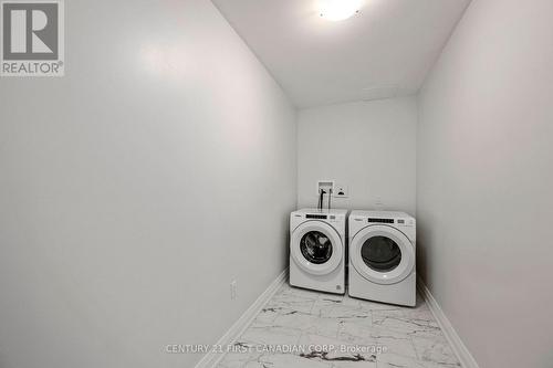 313 - 1560 Upper West Avenue, London South (South B), ON - Indoor Photo Showing Laundry Room