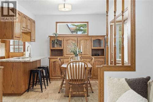 507 Queensdale Avenue E, Hamilton, ON - Indoor Photo Showing Dining Room
