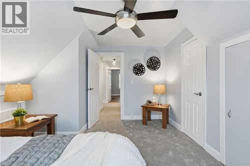507 Queensdale Avenue E, Hamilton, ON - Indoor Photo Showing Bedroom