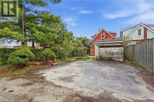 507 Queensdale Avenue E, Hamilton, ON - Outdoor