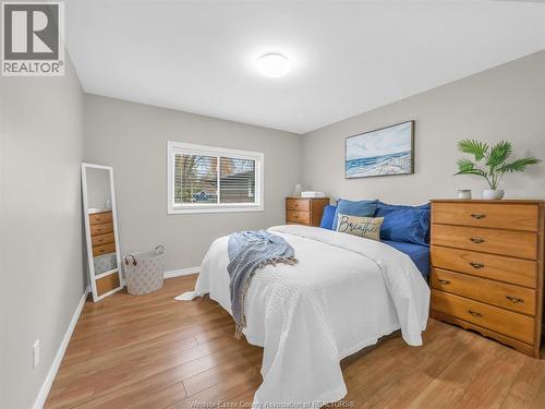 162 Robson Rd, Leamington, ON - Indoor Photo Showing Bedroom
