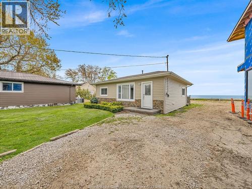 162 Robson Rd, Leamington, ON - Outdoor