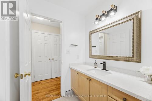 3409 Liptay Avenue, Oakville, ON - Indoor Photo Showing Bathroom