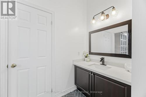 3409 Liptay Avenue, Oakville, ON - Indoor Photo Showing Bathroom