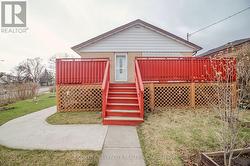 10 COPPERMILL DRIVE  Toronto, ON M9W 3Z3