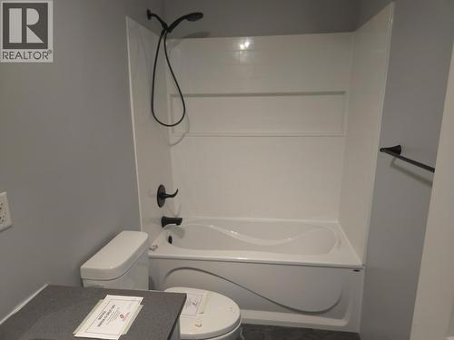 7142 Bear Road, Prince George, BC - Indoor Photo Showing Bathroom