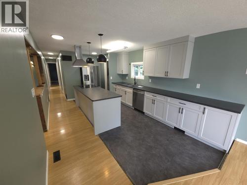7142 Bear Road, Prince George, BC - Indoor Photo Showing Kitchen