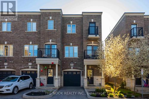 36 FERRIS SQUARE  Clarington (Courtice), ON L1E 0J2