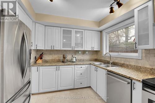 1841 Beattie Avenue, Ottawa, ON - Indoor Photo Showing Kitchen With Double Sink