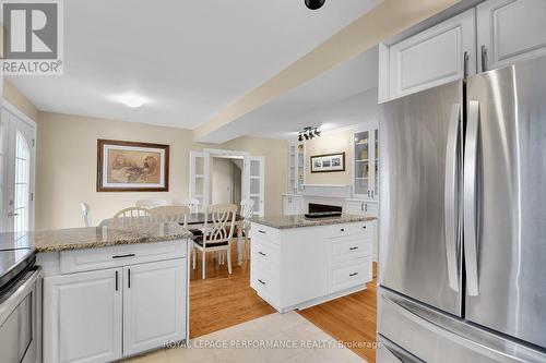 1841 Beattie Avenue, Ottawa, ON - Indoor Photo Showing Kitchen
