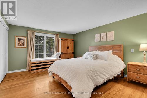 1841 Beattie Avenue, Ottawa, ON - Indoor Photo Showing Bedroom