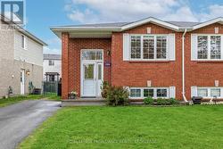 1044 WATERBURY CRESCENT Kingston (City Southwest), ON K7M 8V5