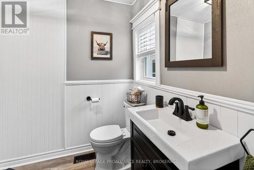 311 Burridge Road, Frontenac (Frontenac South), ON - Indoor Photo Showing Bathroom