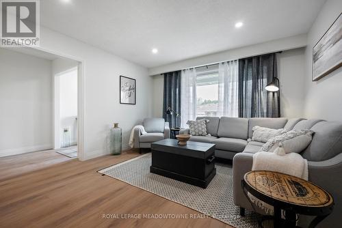 21 Leander Street, Brampton, ON - Indoor Photo Showing Living Room