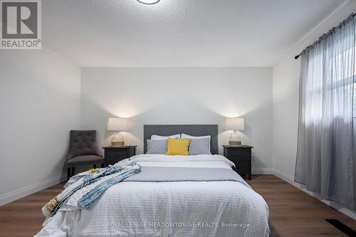 21 Leander Street, Brampton, ON - Indoor Photo Showing Bedroom